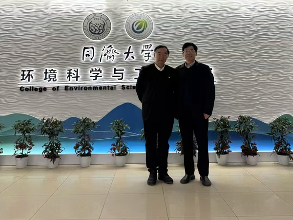吉尔董事长专程拜访了2023年入选中国工程院院士增选有效候选人、我国著名环境资源专家、同济大学环境科学与工程学院前院长戴晓虎教授
